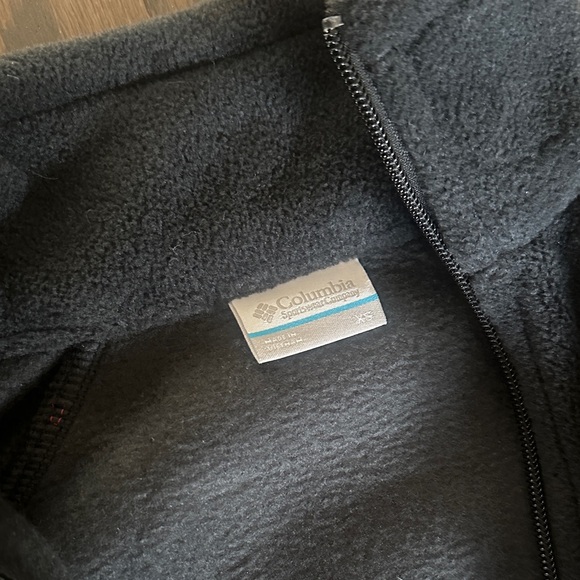 Columbia Women's Black Fleece Jacket NWT - Picture 2 of 5